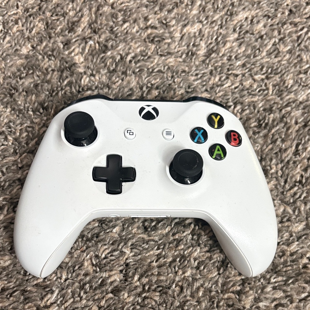 Wireless Controller - White